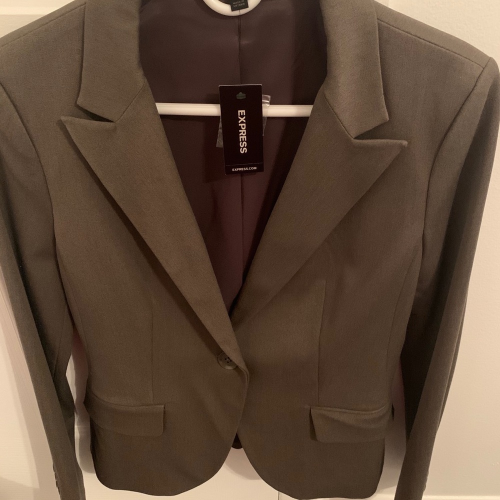 Taupe blazer NEW!!!